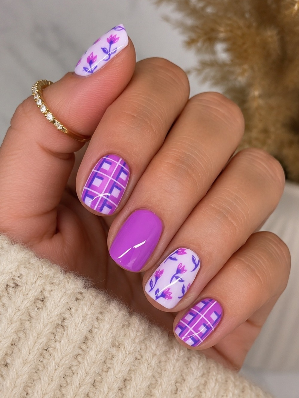Purple Plaid & Floral Press-On Nails | 24 Pc Short Glossy Square
